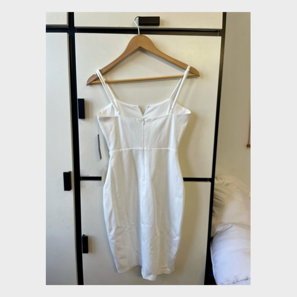 Gianna White Sleeveless Bodycon Dress - Picture 6 of 8